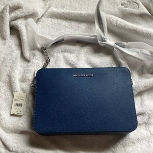 Never used/Worn MICHAEL KORS CROSSBODY BAG NAVY BLUE